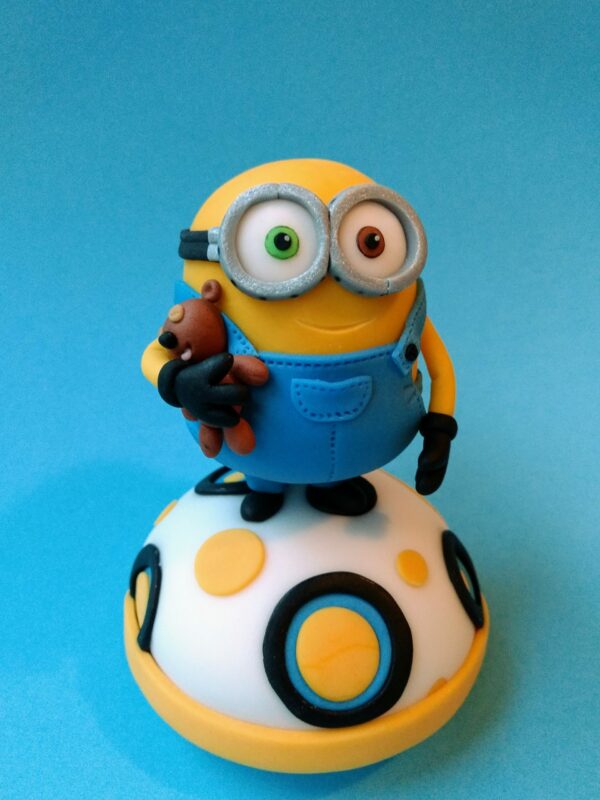 Minion Tortenfigur Fondant Bob